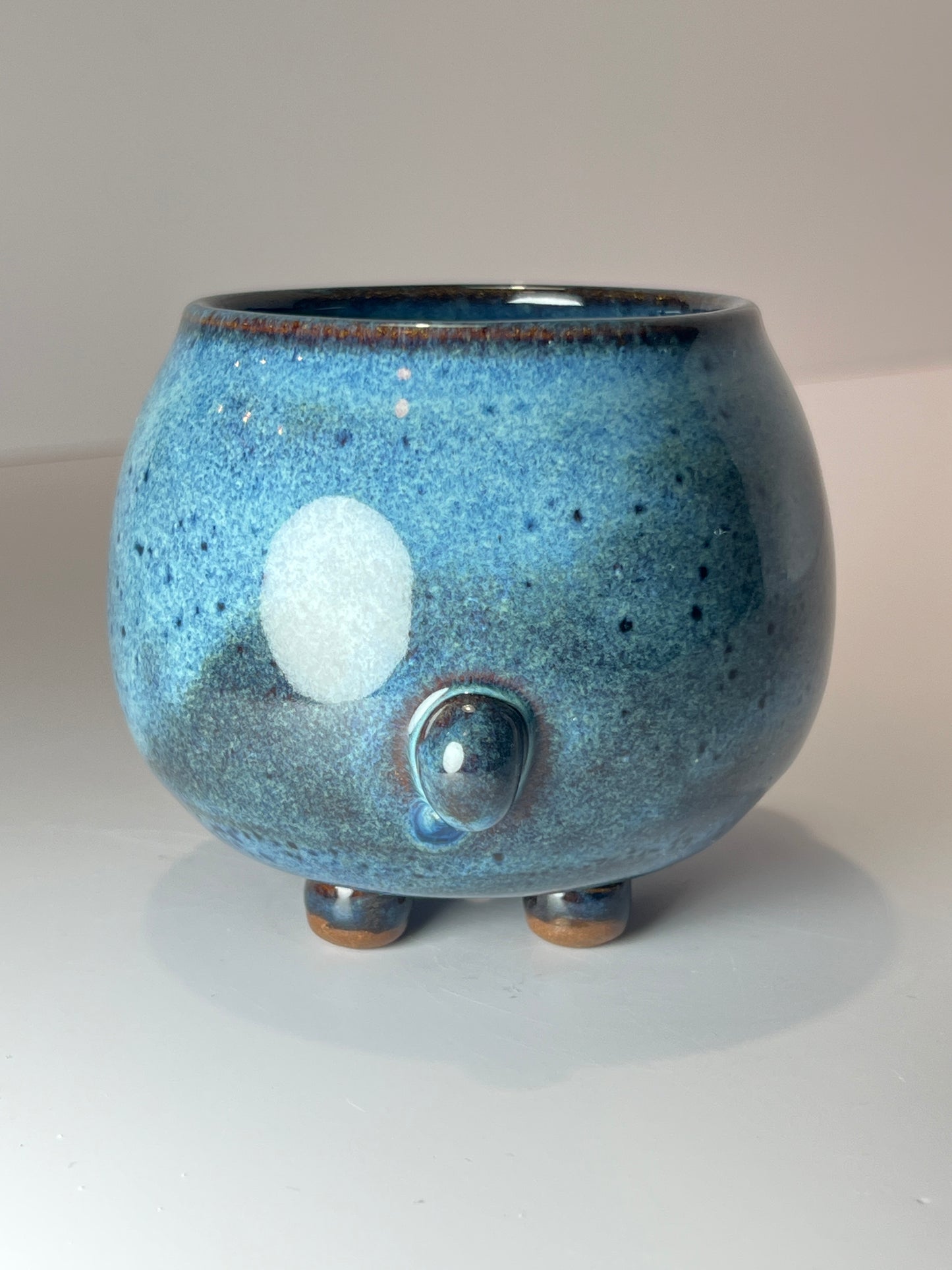 Rock Dogs Planter w/ drip hole - Deep Sea