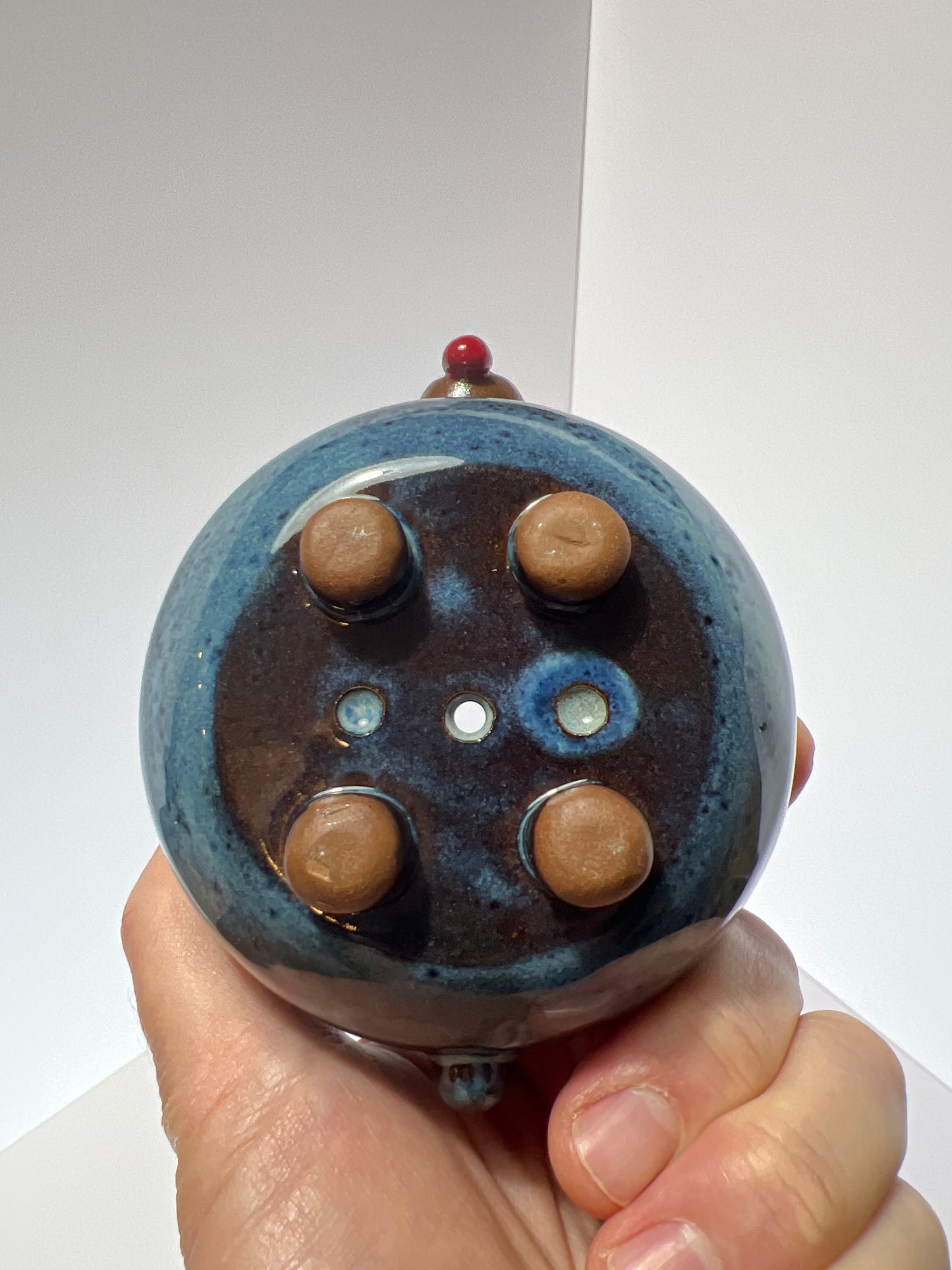 Rock Dogs Planter w/ drip hole - Deep Sea