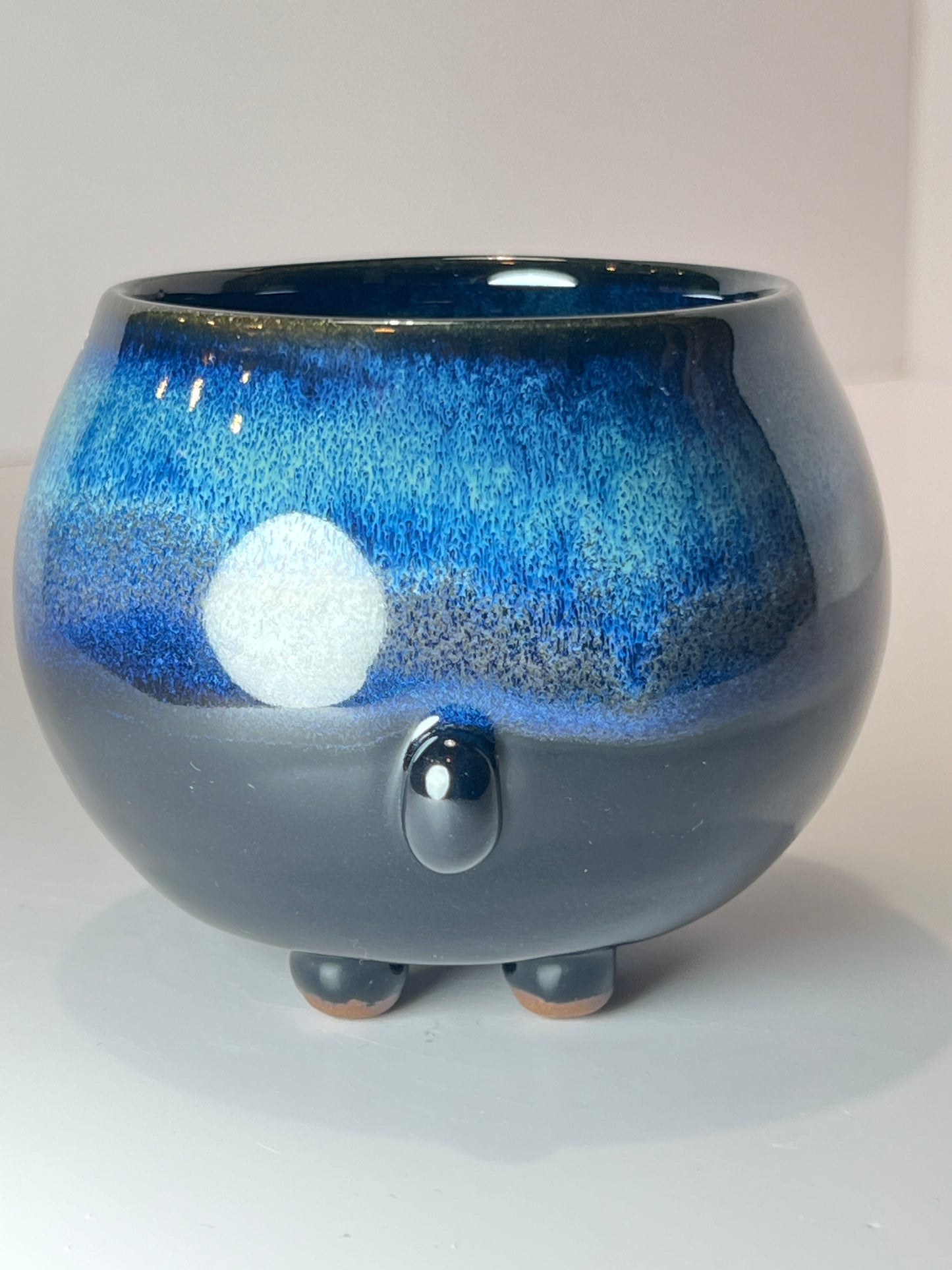 Rock Dogs Planter w/ drip hole - Northern Lights