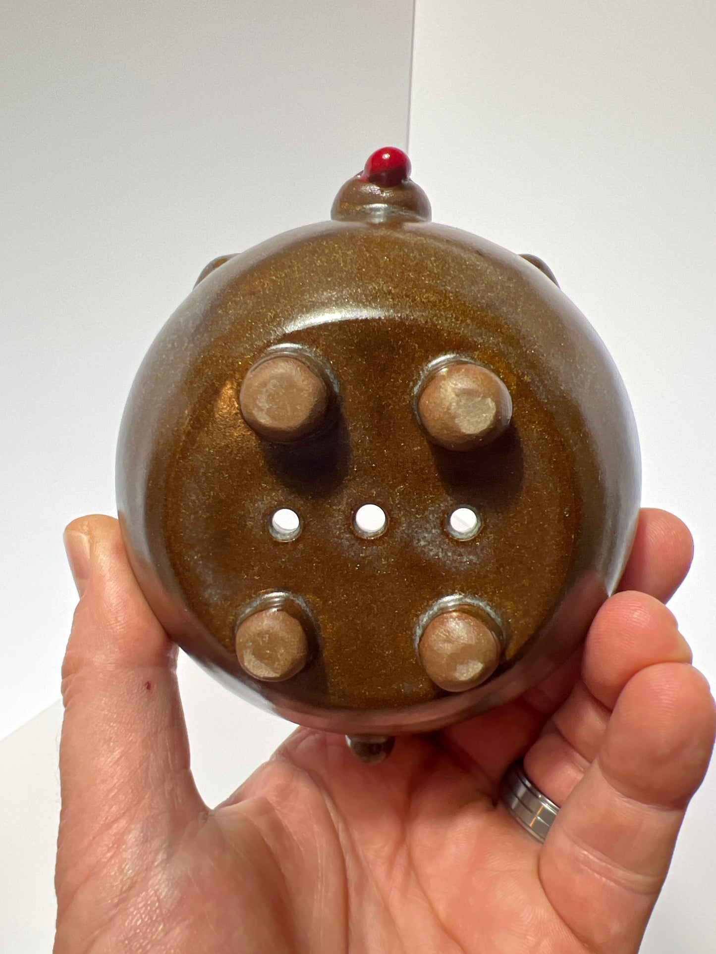 Rock Dogs Planter w/ drip hole - Iron Lustre